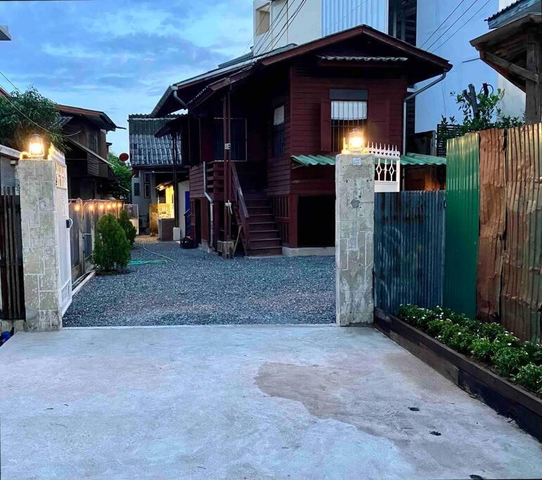 Grandma'S House Chiang Mai Exterior foto